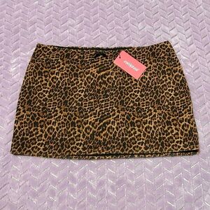 NWT Edikted Leopard Print Mini Skirt